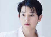 Penampilan Baru Song Joong Ki Usai Punya Dua Anak Bikin Pangling