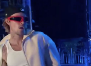 Lirik Lagu As Long as You Love Me